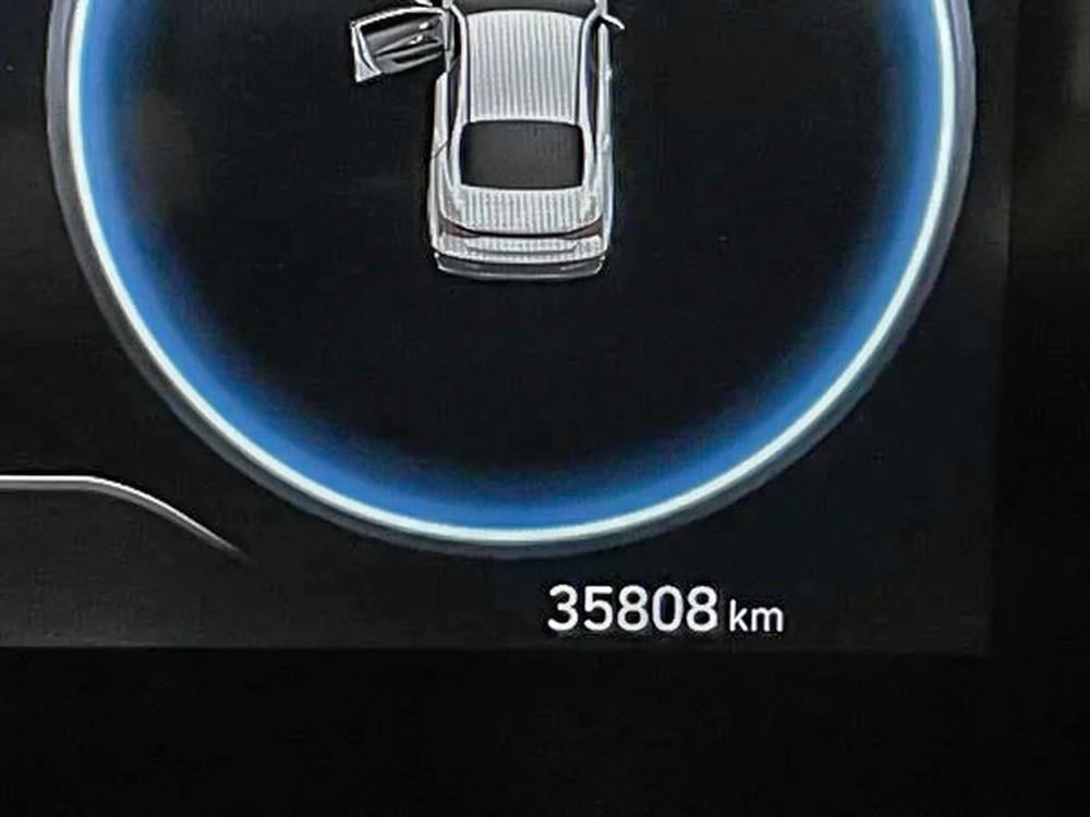 Hyundai Elantra Luxury 2024 d&rsquo;occasion à vendre - 18