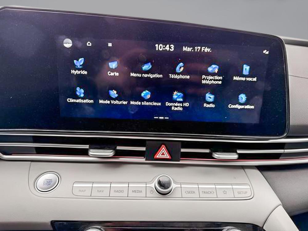 Hyundai Elantra hybride LUXURY 2025 d&rsquo;occasion à vendre - 24