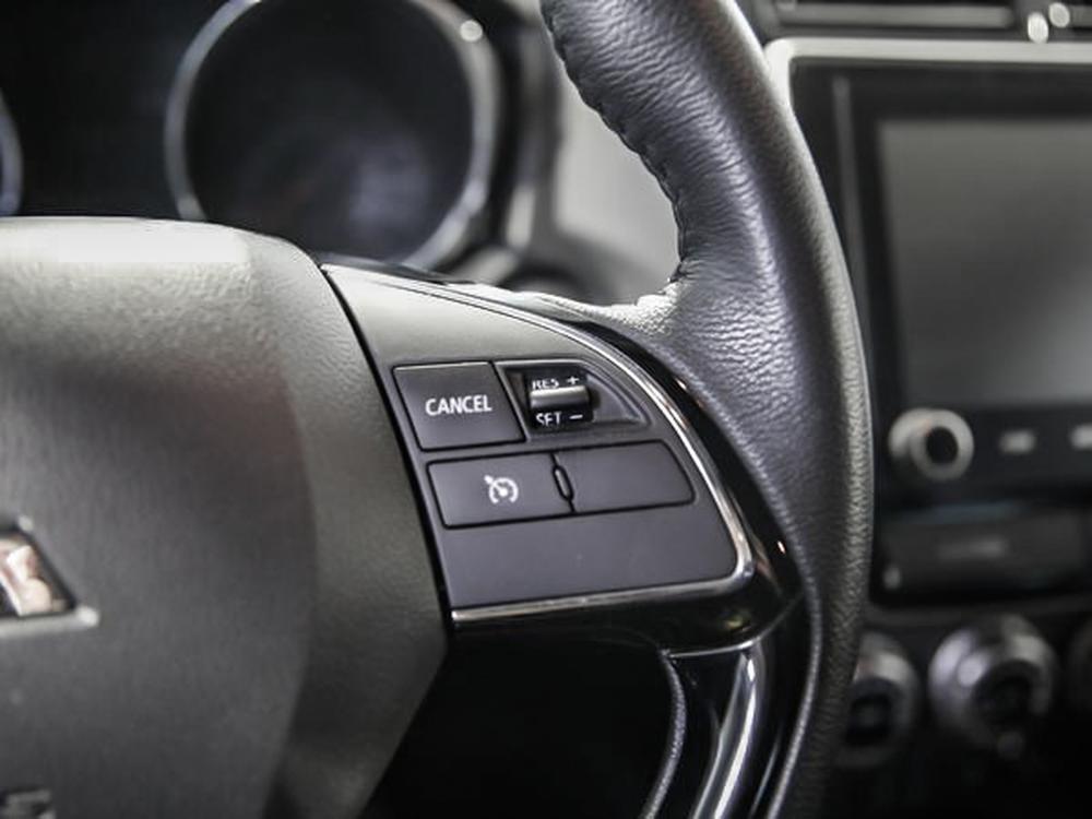 Mitsubishi RVR 2023 Gris usage à vendre Mitsubishi RVR 2023 Gris usage à vendre