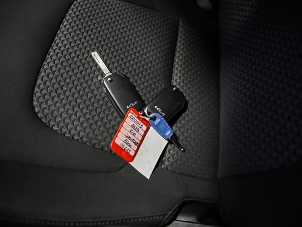 Kia Sportage LX 2023 d&rsquo;occasion à vendre - 32