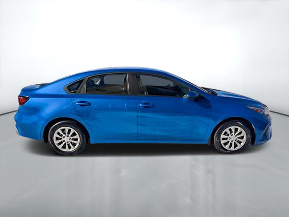 Kia Forte LX 2023 d&rsquo;occasion à vendre - 9