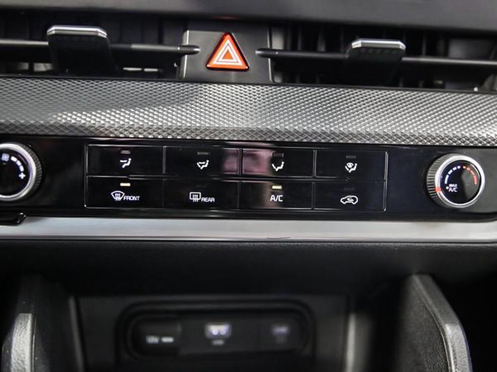 Kia Sportage LX 2023 d&rsquo;occasion à vendre - 24