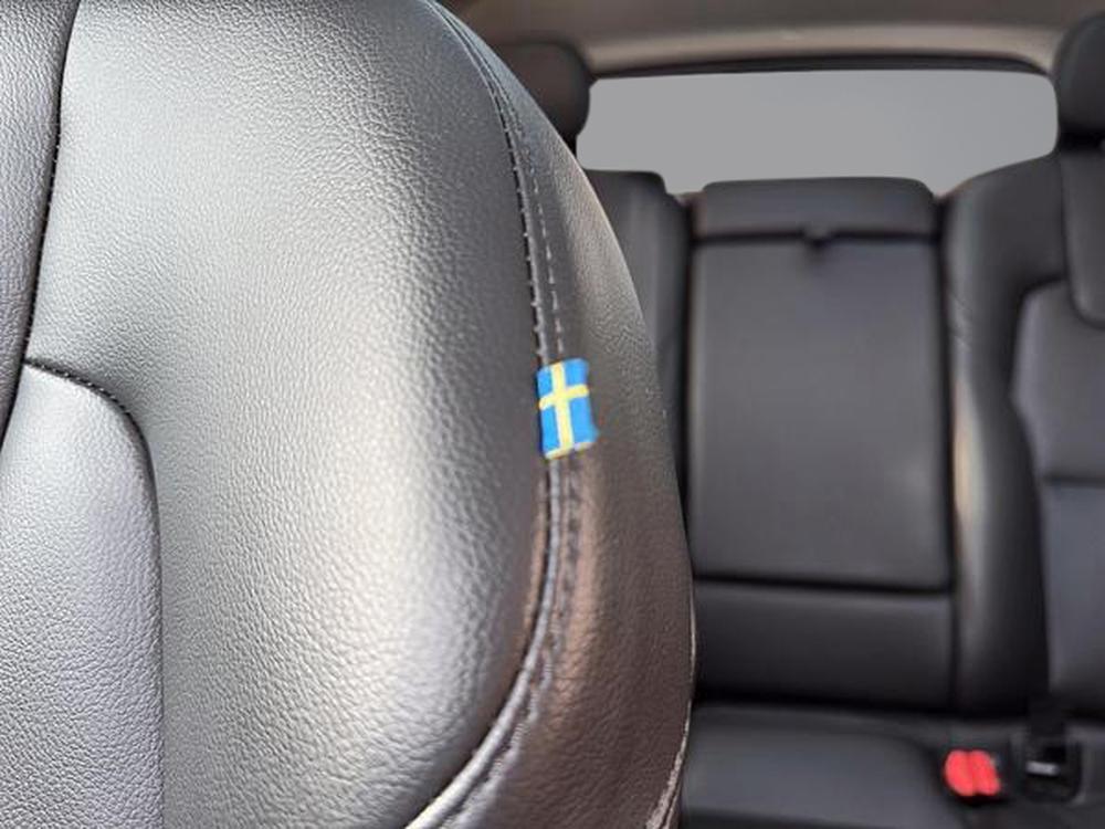 Volvo XC60 2024 Argent usage à vendre Volvo XC60 2024 Argent usage à vendre