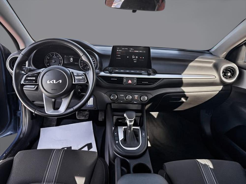 Kia Forte LX 2023 d&rsquo;occasion à vendre - 27