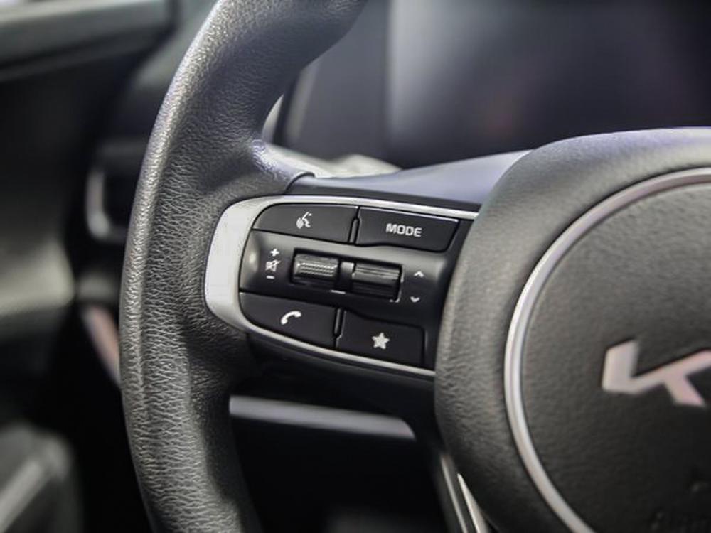 Kia Sportage LX 2023 d&rsquo;occasion à vendre - 17