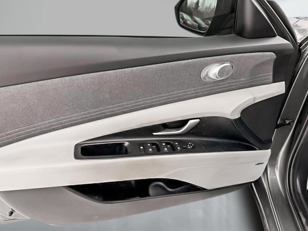 Hyundai Elantra hybride LUXURY 2025 d&rsquo;occasion à vendre - 12