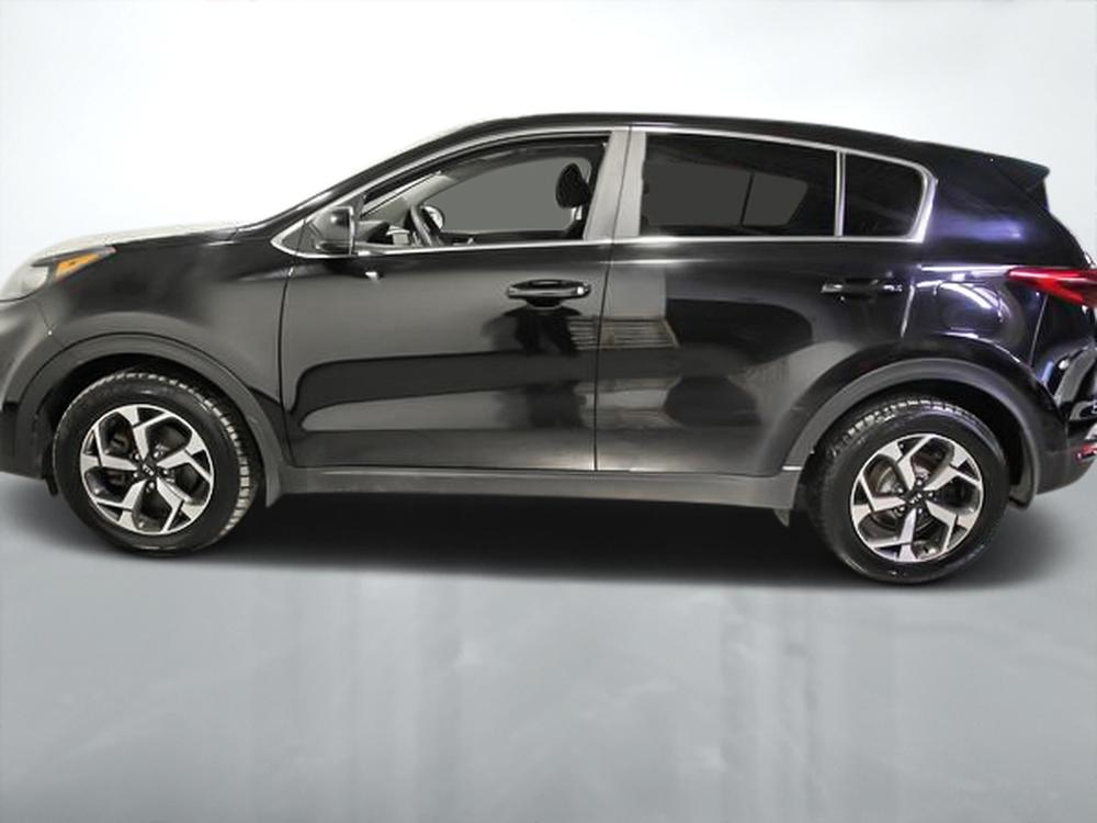 Kia Sportage 2022 Cerise noire usage à vendre Kia Sportage 2022 Cerise noire usage à vendre