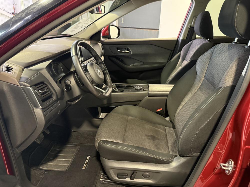 Nissan Rogue SV 2021 d&rsquo;occasion à vendre - 17