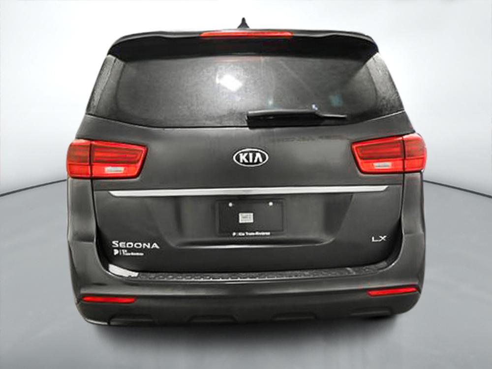 Kia Sedona LX 2020 d&rsquo;occasion à vendre - 4