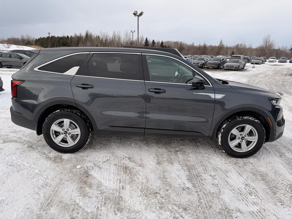Kia Sorento LX AWD 2022 d&rsquo;occasion à vendre - 9