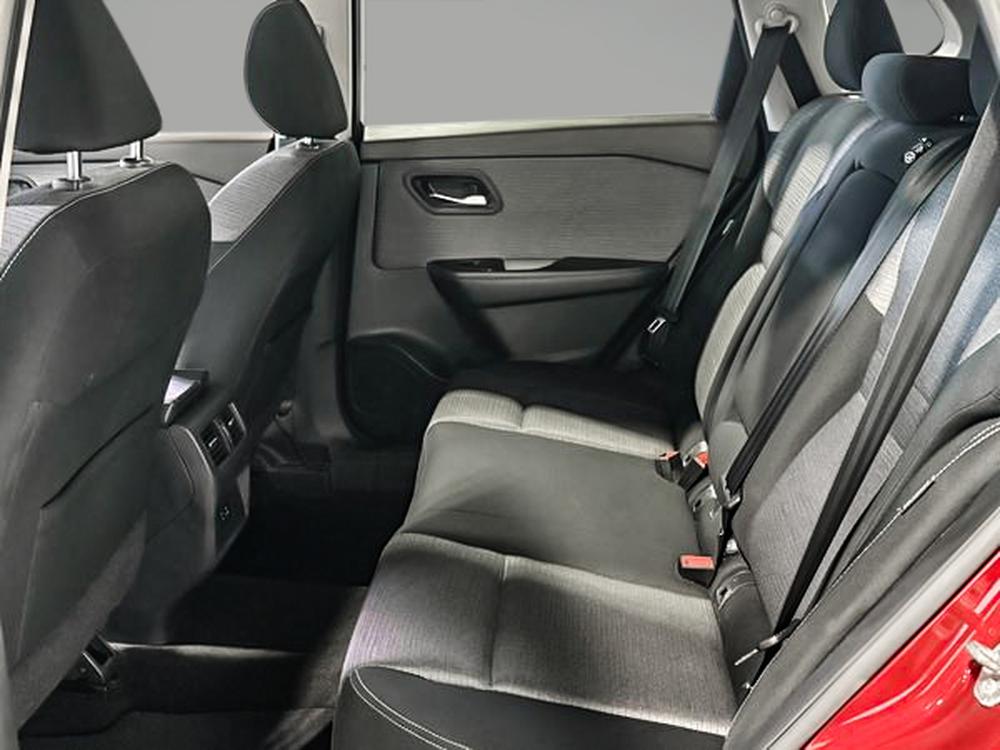 Nissan Rogue SV 2021 d&rsquo;occasion à vendre - 31