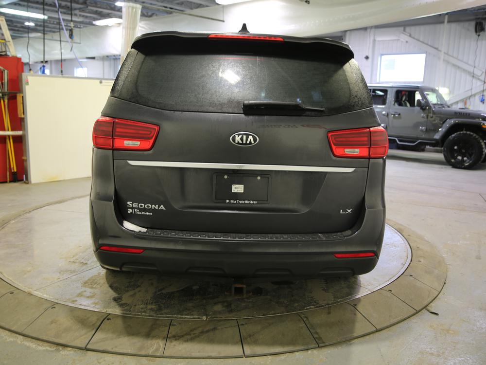 Kia Sedona LX 2020 d&rsquo;occasion à vendre - 4