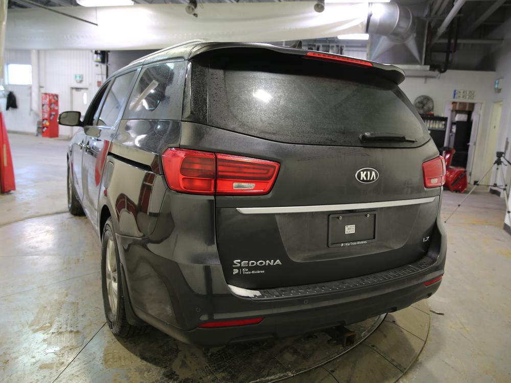 Kia Sedona LX 2020 d&rsquo;occasion à vendre - 6