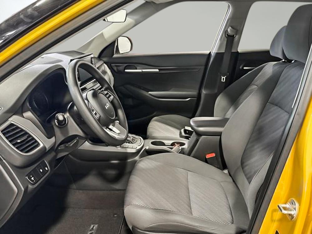Kia Seltos LX 2023 d&rsquo;occasion à vendre - 16
