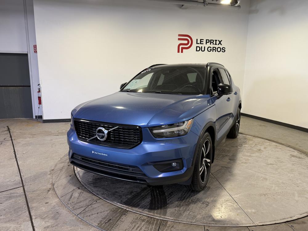 Volvo XC40 R-DESIGN 2019 d&rsquo;occasion à vendre - 11