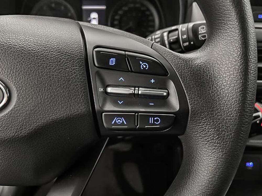 Hyundai Kona Essential AWD 2022 d&rsquo;occasion à vendre - 16