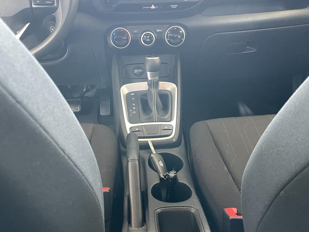 Hyundai Venue ESSENTIAL 2020 d&rsquo;occasion à vendre - 17