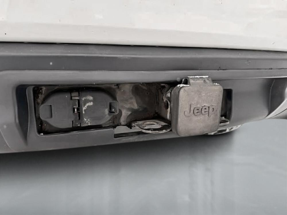 Jeep Grand Cherokee LAREDO AWD 3.6L 2014 d&rsquo;occasion à vendre - 29