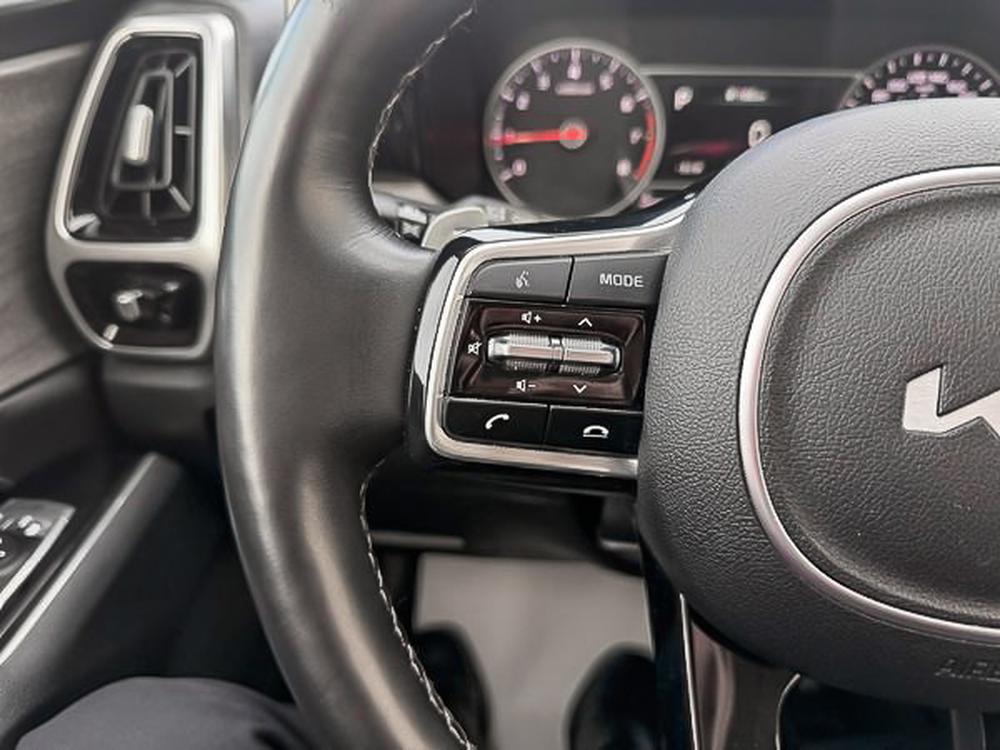 Kia Sorento EX+ AWD 2022 d&rsquo;occasion à vendre - 21