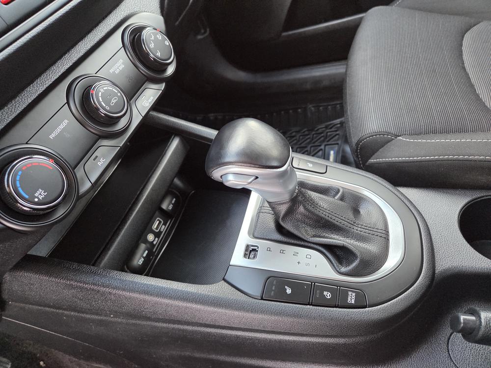 Kia Forte LX 2019 d&rsquo;occasion à vendre - 21