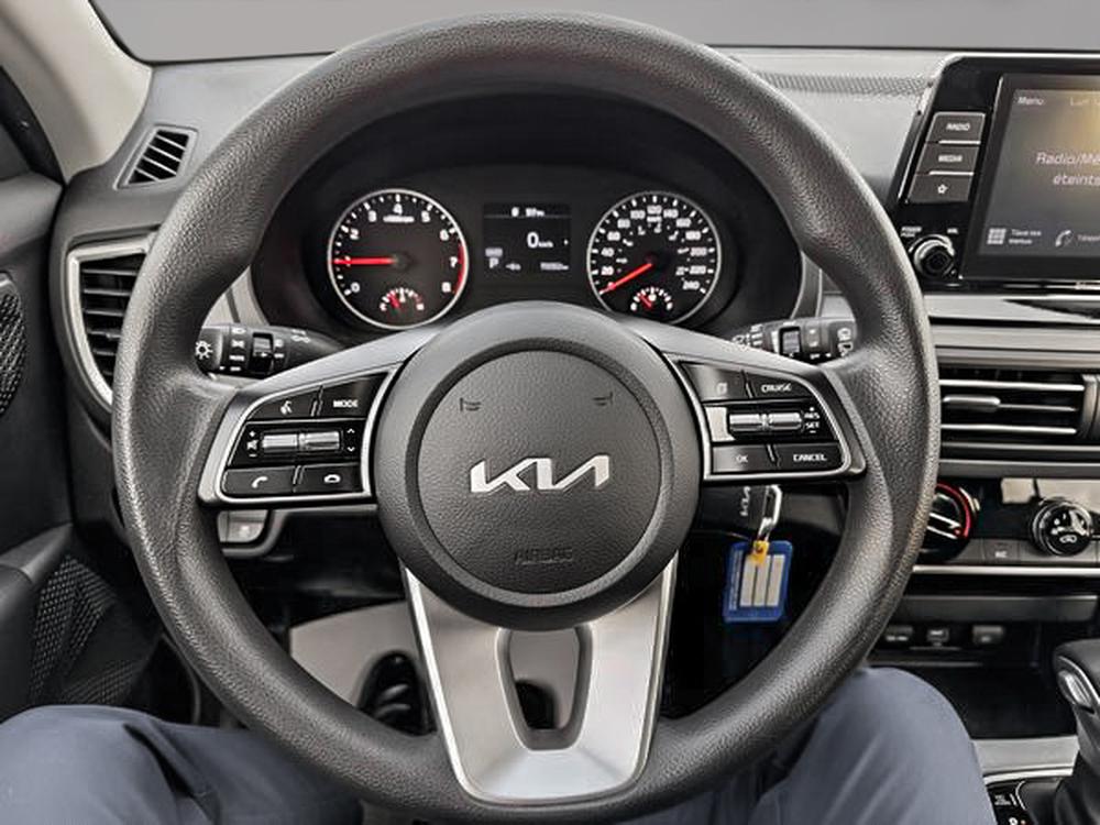 Kia Seltos LX FWD 2023 d&rsquo;occasion à vendre - 18