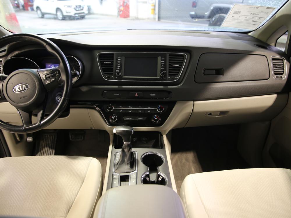 Kia Sedona LX 2020 d&rsquo;occasion à vendre - 30