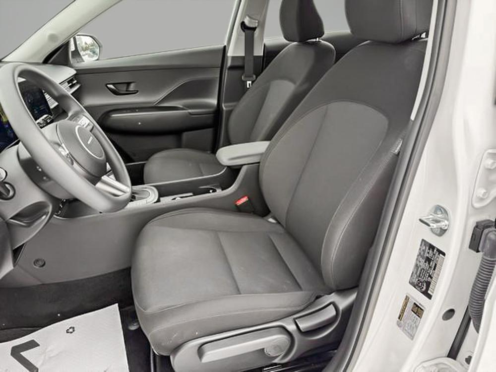 Hyundai Kona 2.0L ESSENTIAL FWD 2025 d&rsquo;occasion à vendre - 16