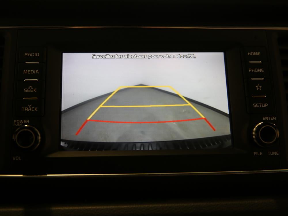 Kia Sedona LX 2020 d&rsquo;occasion à vendre - 27