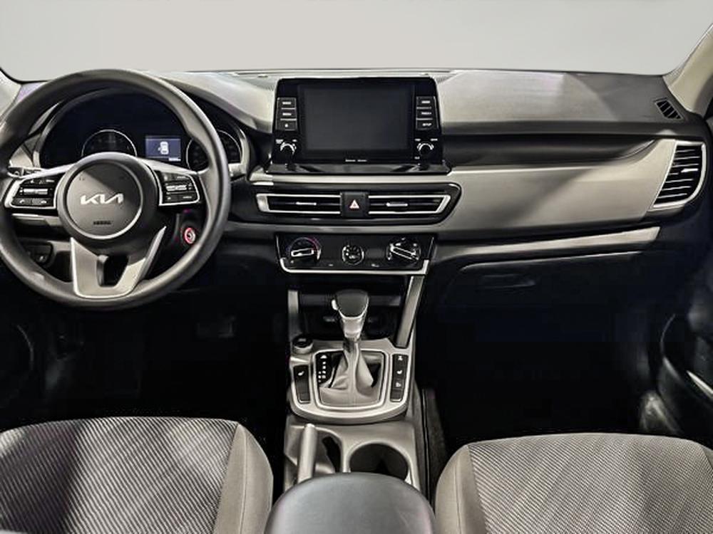 Kia Seltos LX 2023 d&rsquo;occasion à vendre - 32