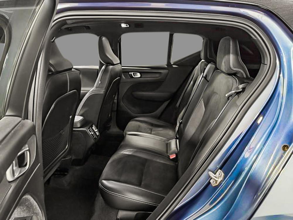 Volvo XC40 R-DESIGN 2019 d&rsquo;occasion à vendre - 34