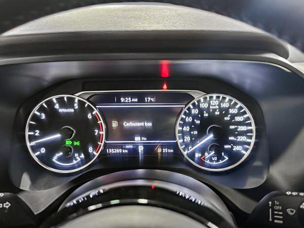 Nissan Rogue SV 2021 d&rsquo;occasion à vendre - 24