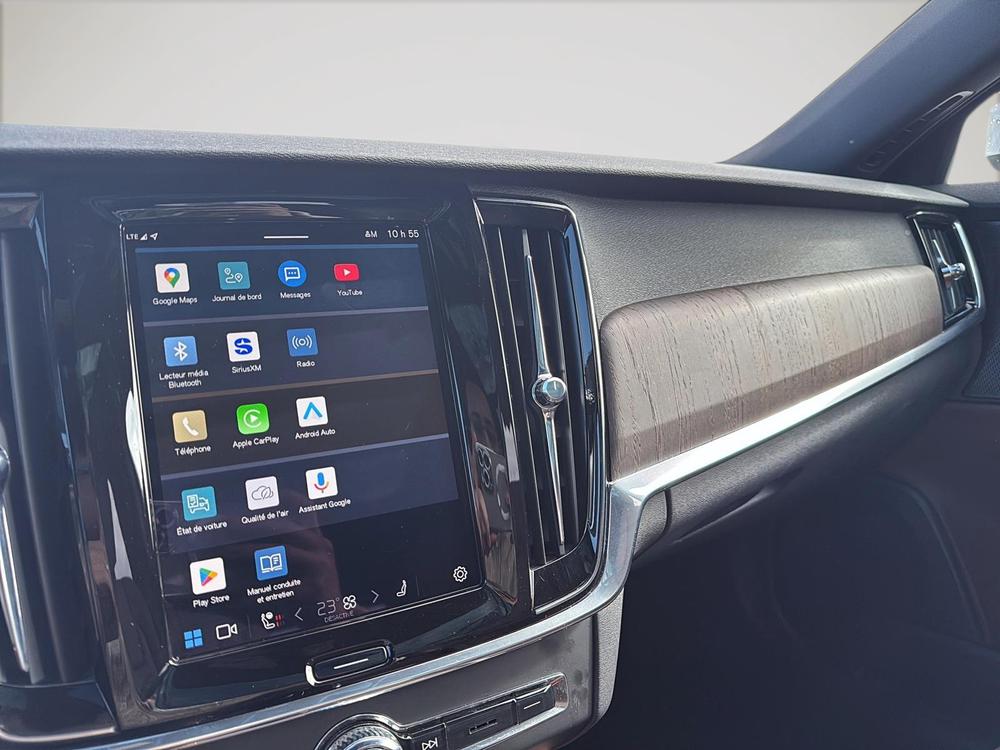 Volvo V90 Cross Country B6 PLUS AWD 2023 d&rsquo;occasion à vendre - 21