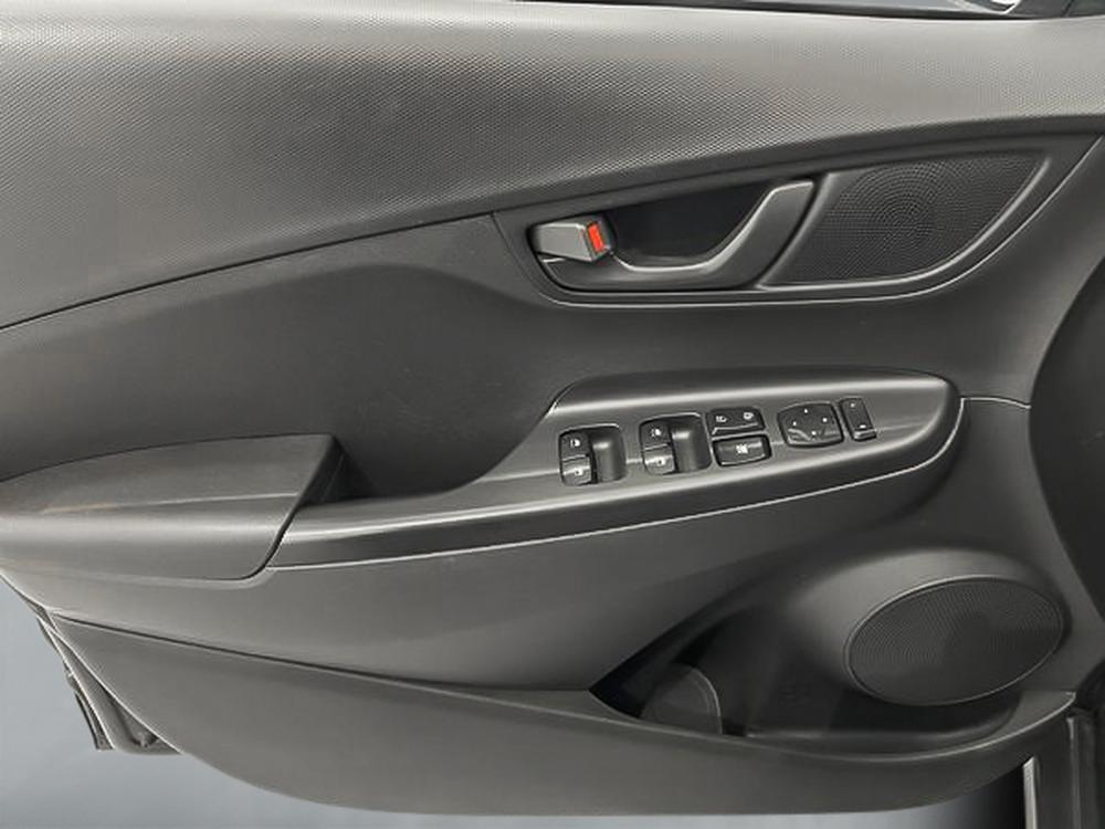 Hyundai Kona Essential AWD 2022 d&rsquo;occasion à vendre - 11