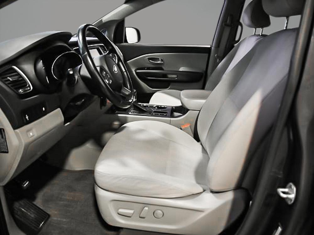 Kia Sedona LX 2020 d&rsquo;occasion à vendre - 16