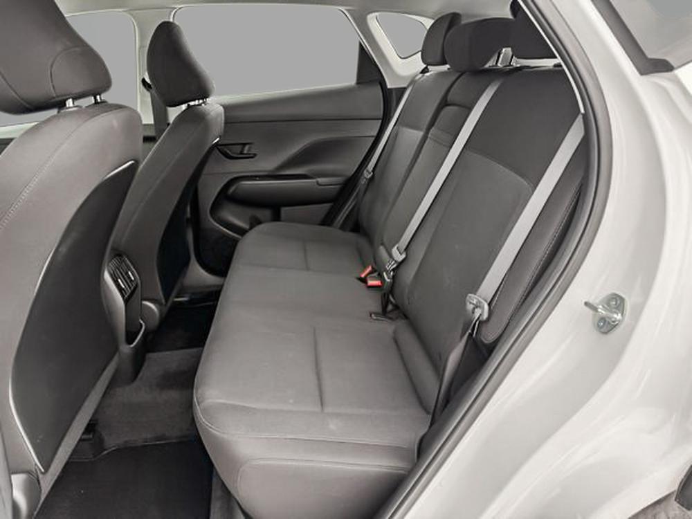 Hyundai Kona 2.0L ESSENTIAL FWD 2025 d&rsquo;occasion à vendre - 28