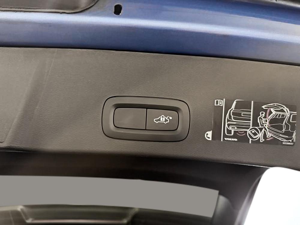 Volvo XC40 R-DESIGN 2019 d&rsquo;occasion à vendre - 36