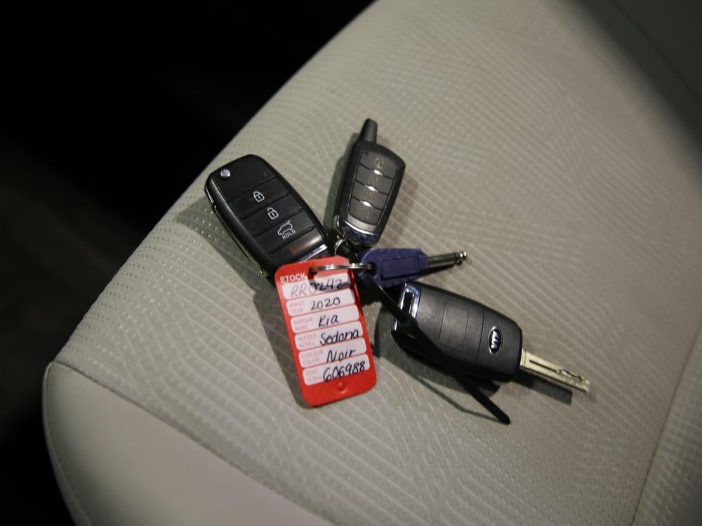 Kia Sedona LX 2020 d&rsquo;occasion à vendre - 33