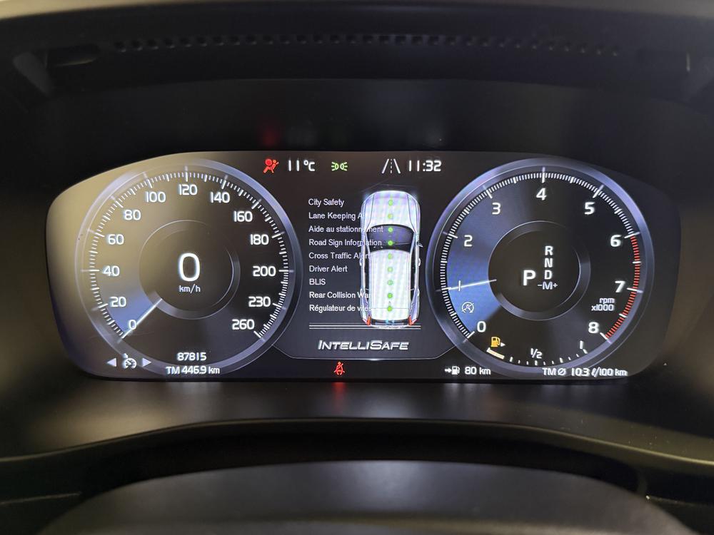 Volvo XC40 R-DESIGN 2019 d&rsquo;occasion à vendre - 28