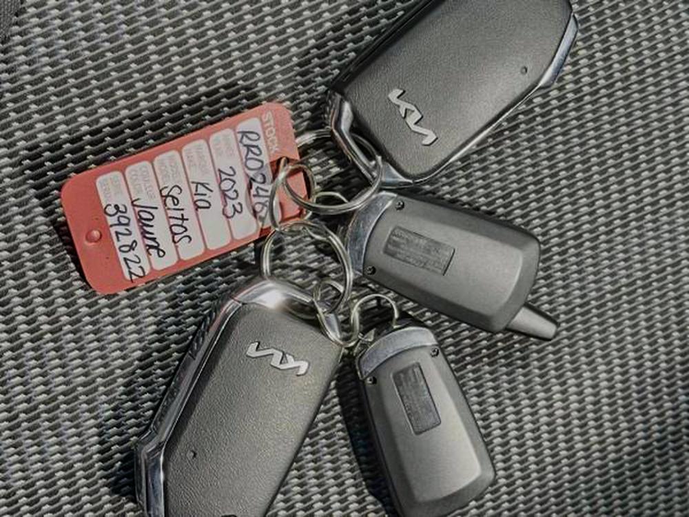 Kia Seltos LX 2023 d&rsquo;occasion à vendre - 36